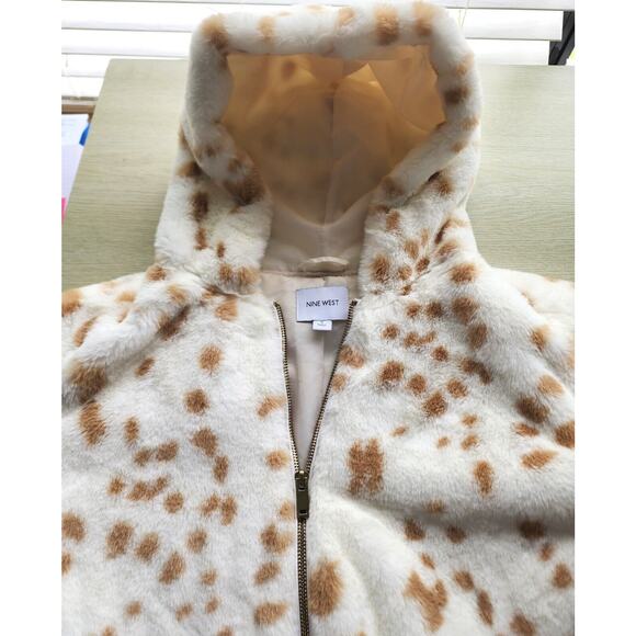 JACKET-HOODIE-NINE WEST-White Soft Faux Fur with Tan Spots-Lines-Size SMALL - Picture 4 of 16